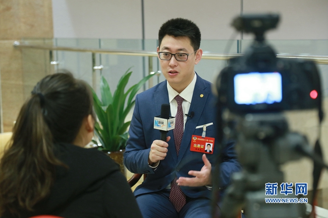 向西開放，向東集散，構(gòu)筑東西雙向互濟新門戶