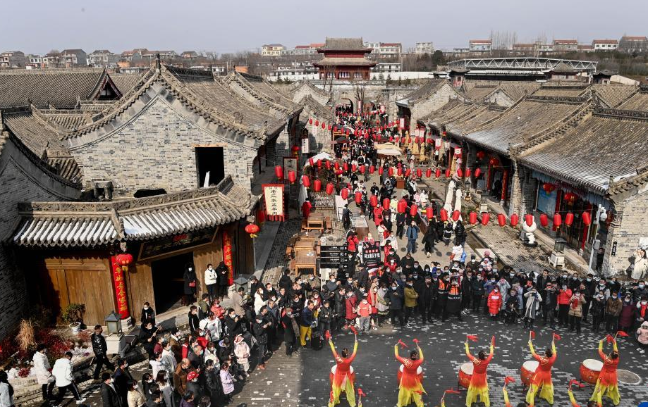 歡天喜地過(guò)大年